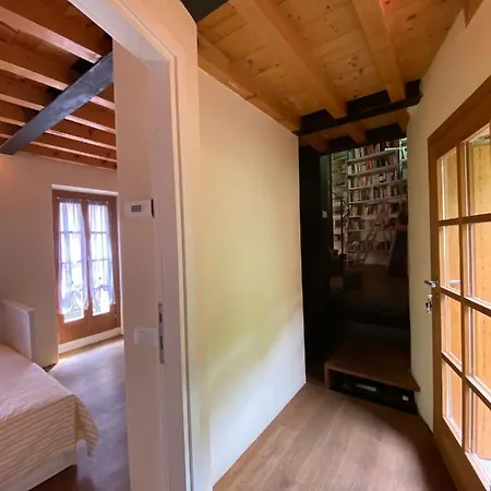 Casa Delle Galline 別荘 マンデッロ・デル・ラーリオ